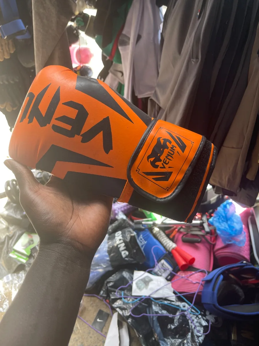 Modou — Écoutez la note vocale du vendeur chez Ndiaye Teranga, Marché Colobane Dakar