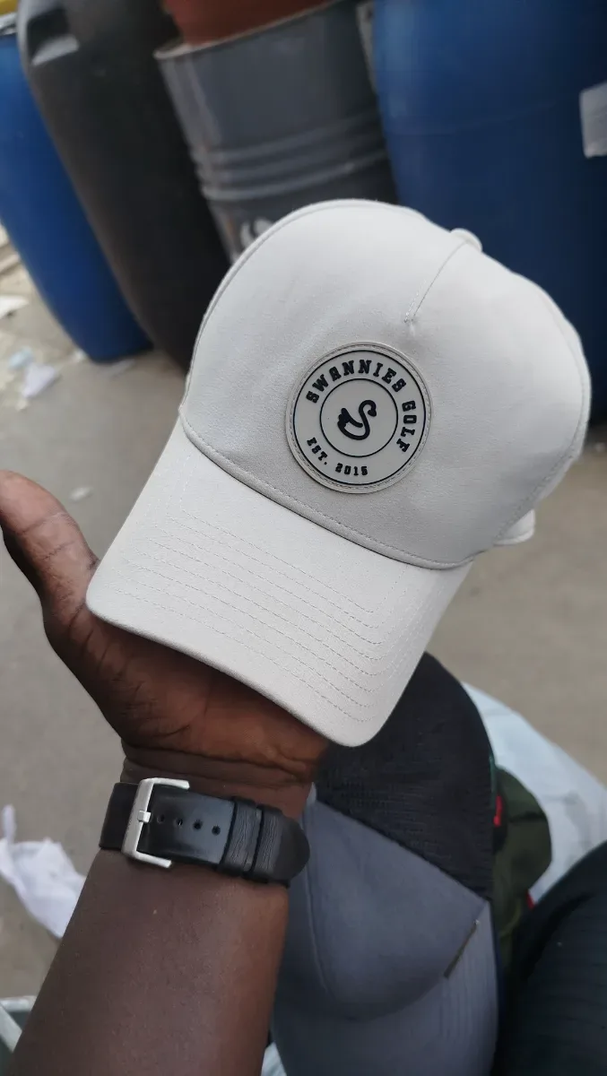 Sarr normal cap — 5 000 FCFA chez Ibrahima Business, Marché Colobane Dakar