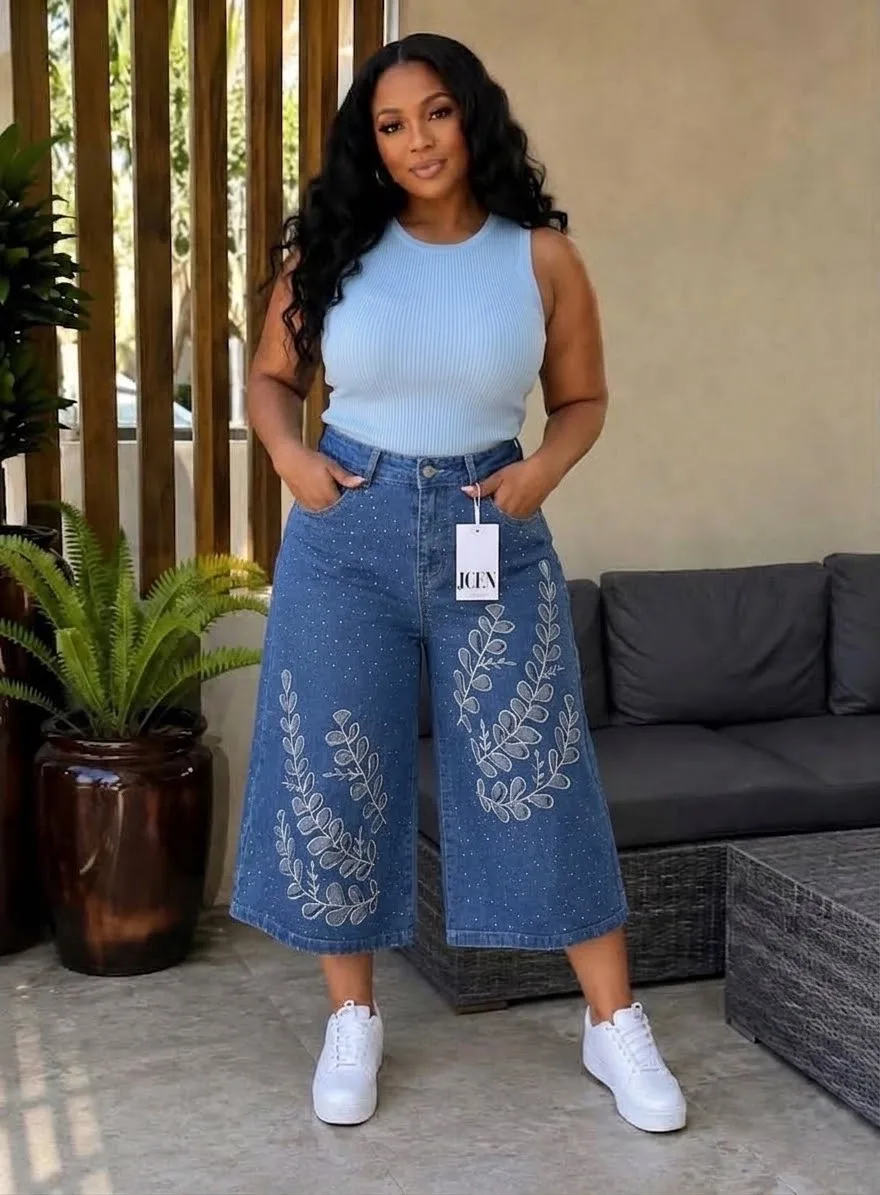 Short jean — 7 000 FCFA chez NS horizon, Marché Colobane Dakar