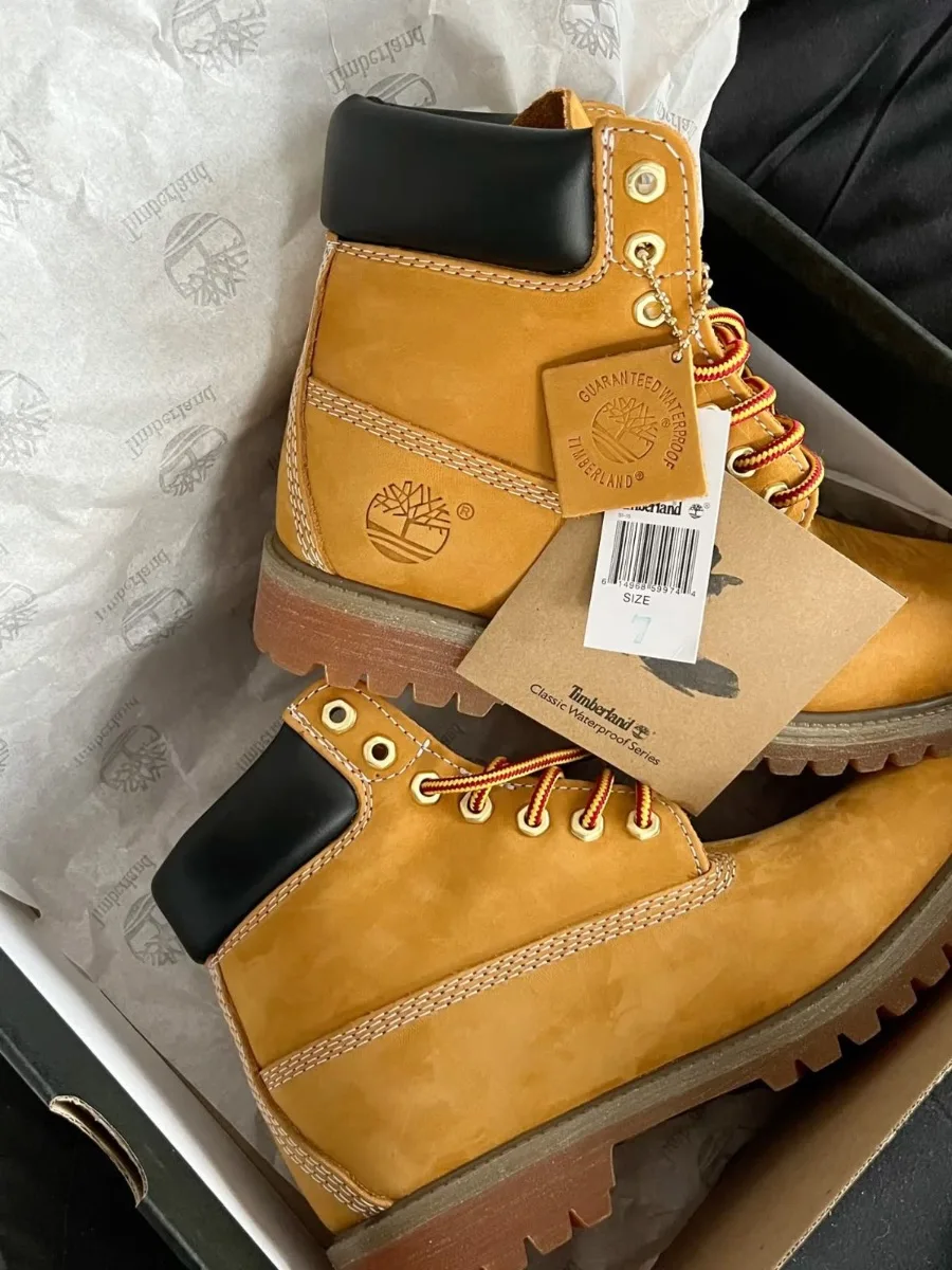Tembarlant — Lincoln Shoes, Marché Colobane Dakar